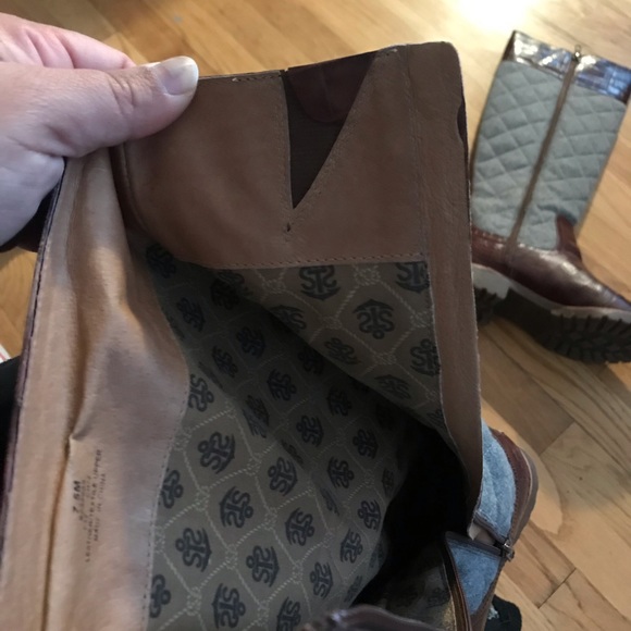 Sperry Boots 👢 - Picture 6 of 7